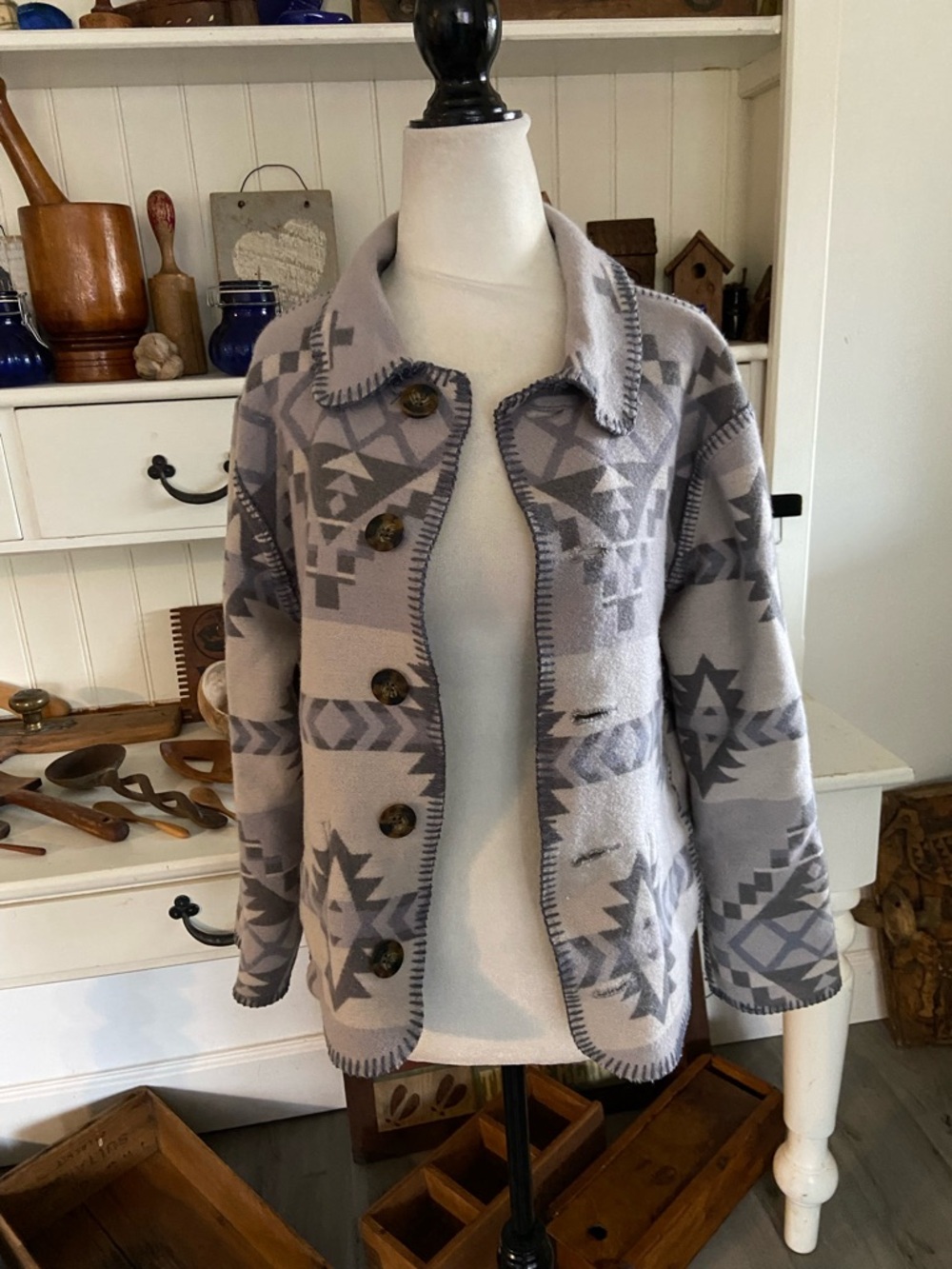 Womens Gray Geometric Button-Up Jacket